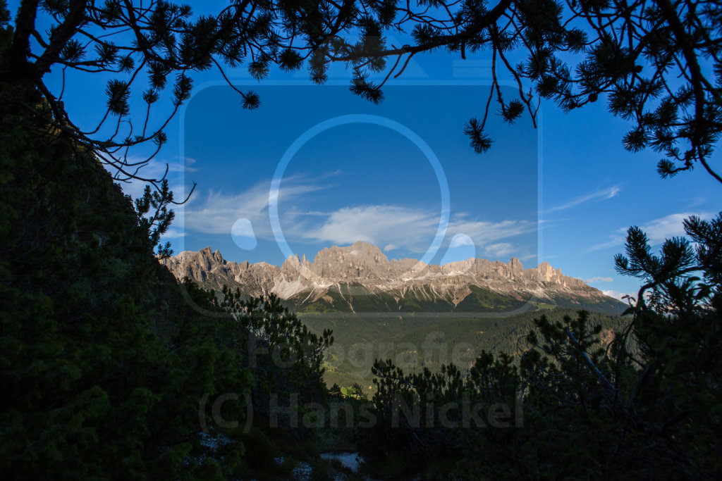 Rosengarten vom Weg zwischen Wuhnleger und Tschafonhütte