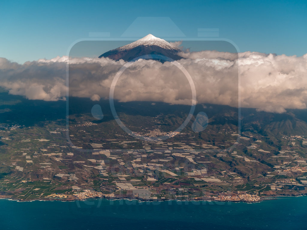 Blick aus dem Flugzeug aus südlicher Richtung